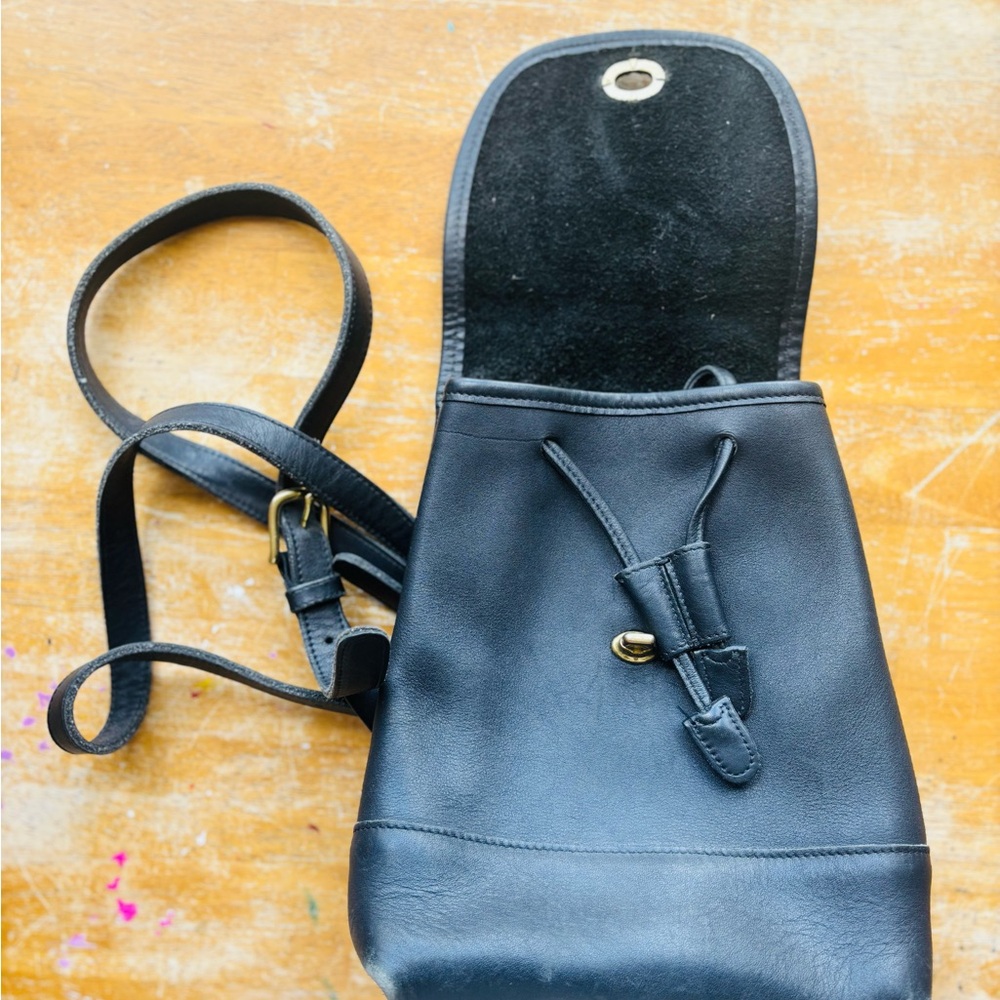 Coach Vintage 90’s Black Leather Mini Backpack with Gold hardware - Picture 8 of 16
